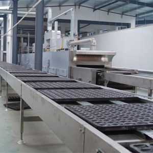 Wind cleaning unit to remove the slag in the tray